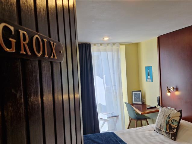 Room n°2, GROIX, 1st floor, River view, queen size bed (8,85m²) - Hôtel Le Marin Auray