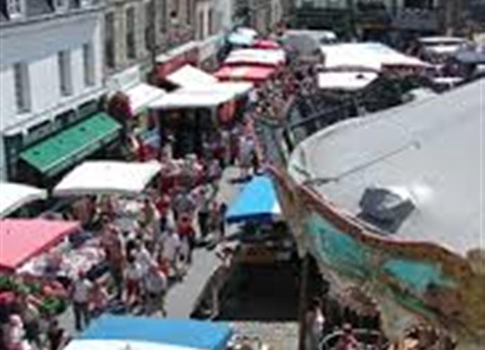 The big Market every mondays